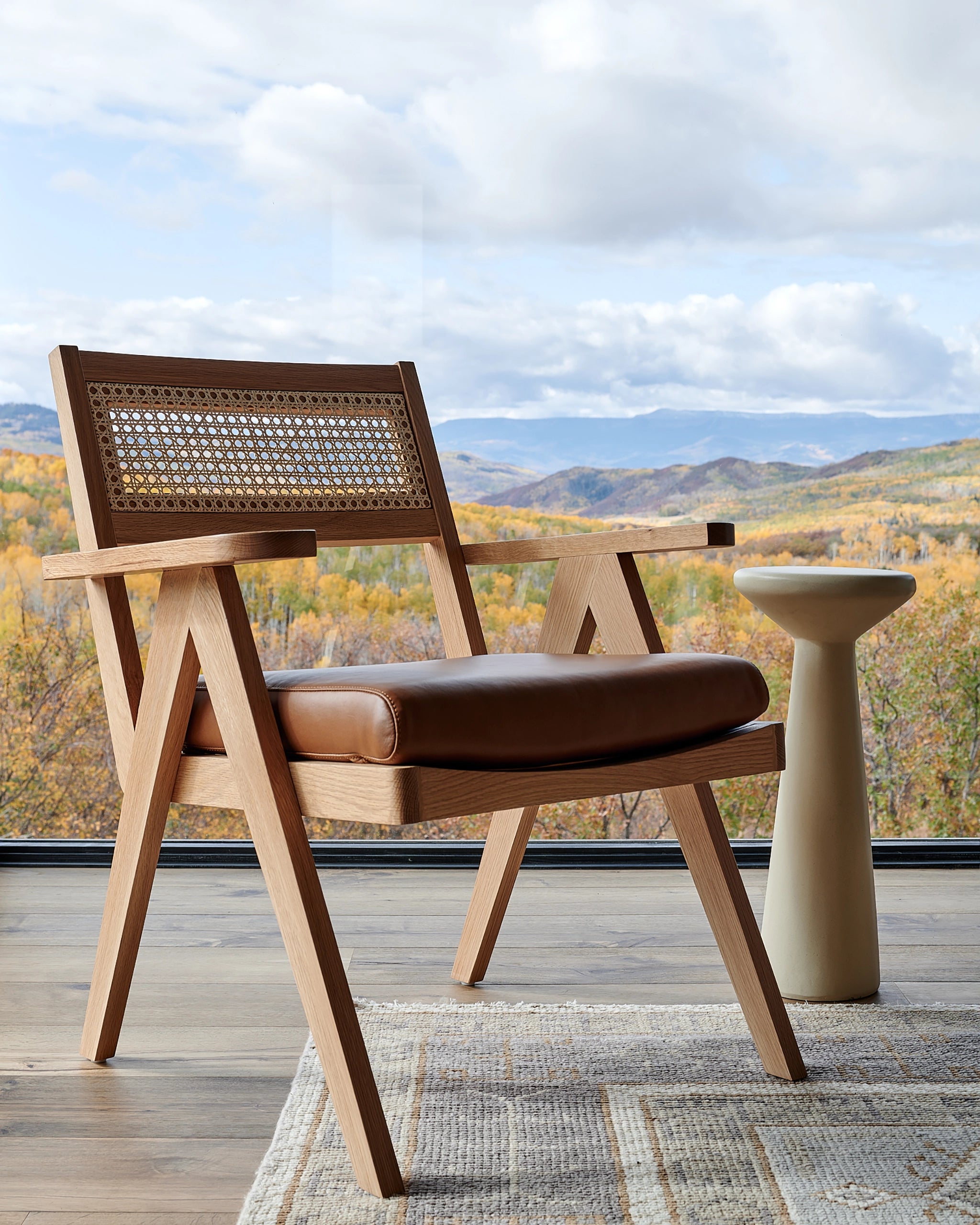 White Oak Frame / Saddle Leather Seat